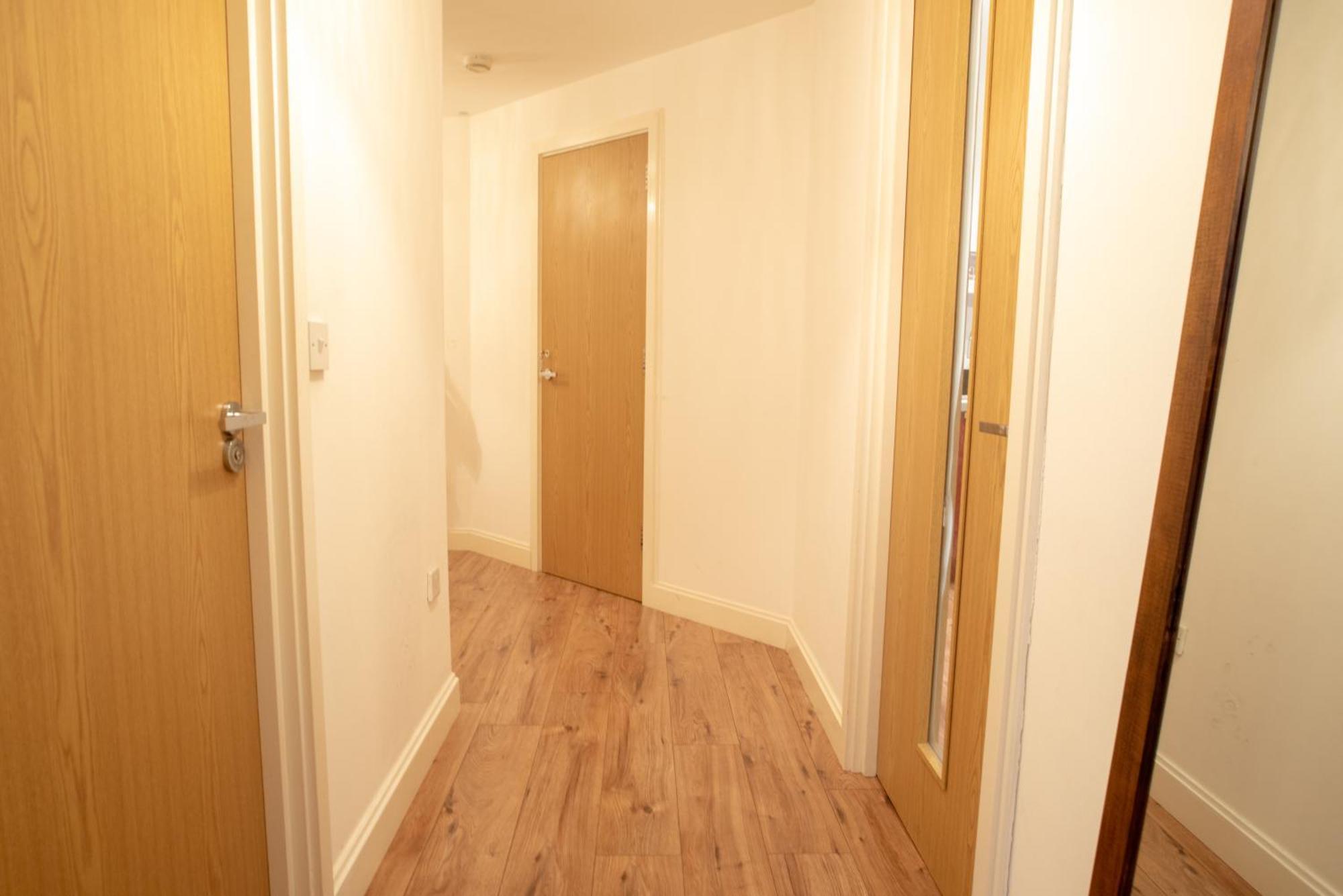 Spacious 1 Bed Apartment With Workspace, Coffee & Free Secure Parking Birmingham Exterior foto